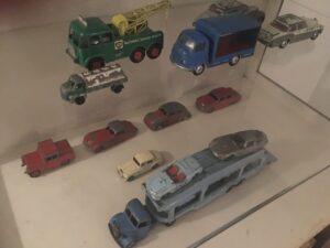 Miniatuur verzameling - Dinky Toys
